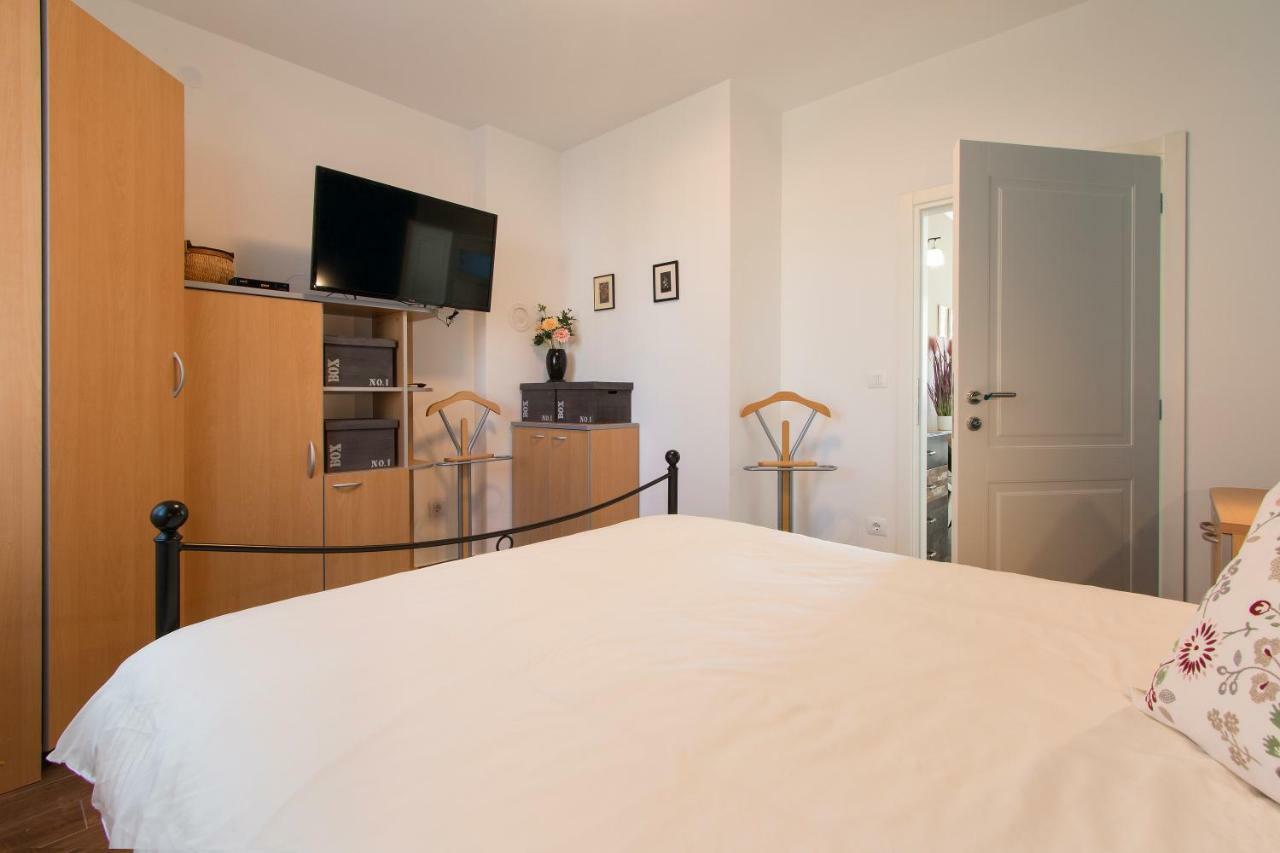 Nala Appartement Rovinj Buitenkant foto